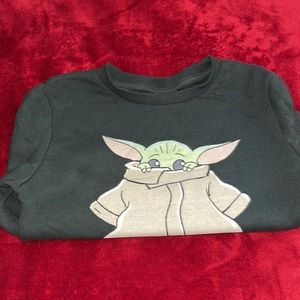 Baby Yoda sweat shirt